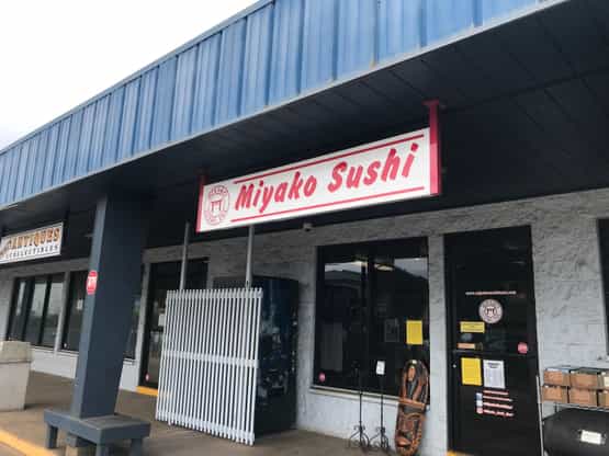 Miyako Sushi, Wailuku, HI