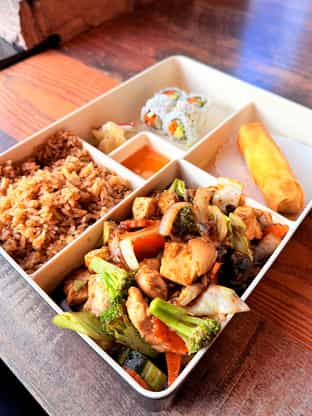 Hana Asian Fusion, Sushi & Bar, Johnson City, TN