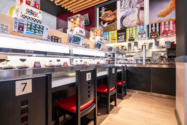 Kura Revolving Sushi Bar, Bellevue, WA